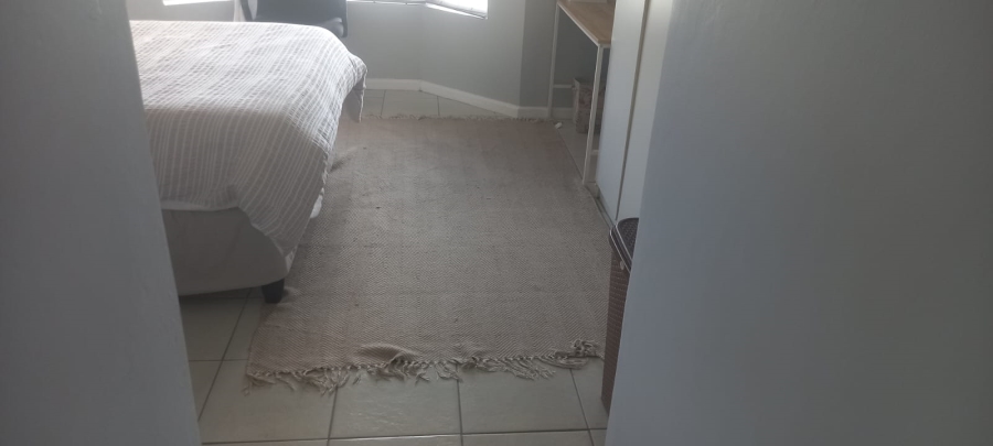 2 Bedroom Property for Sale in Nahoon Valley Park Eastern Cape